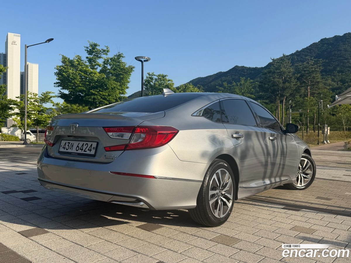 Honda Accord Mk10