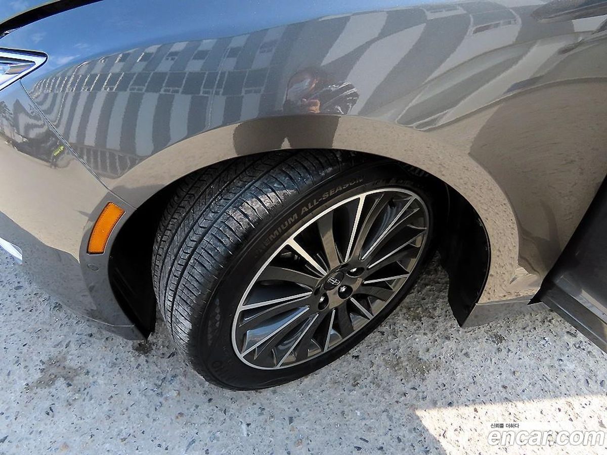 Lincoln MKZ
