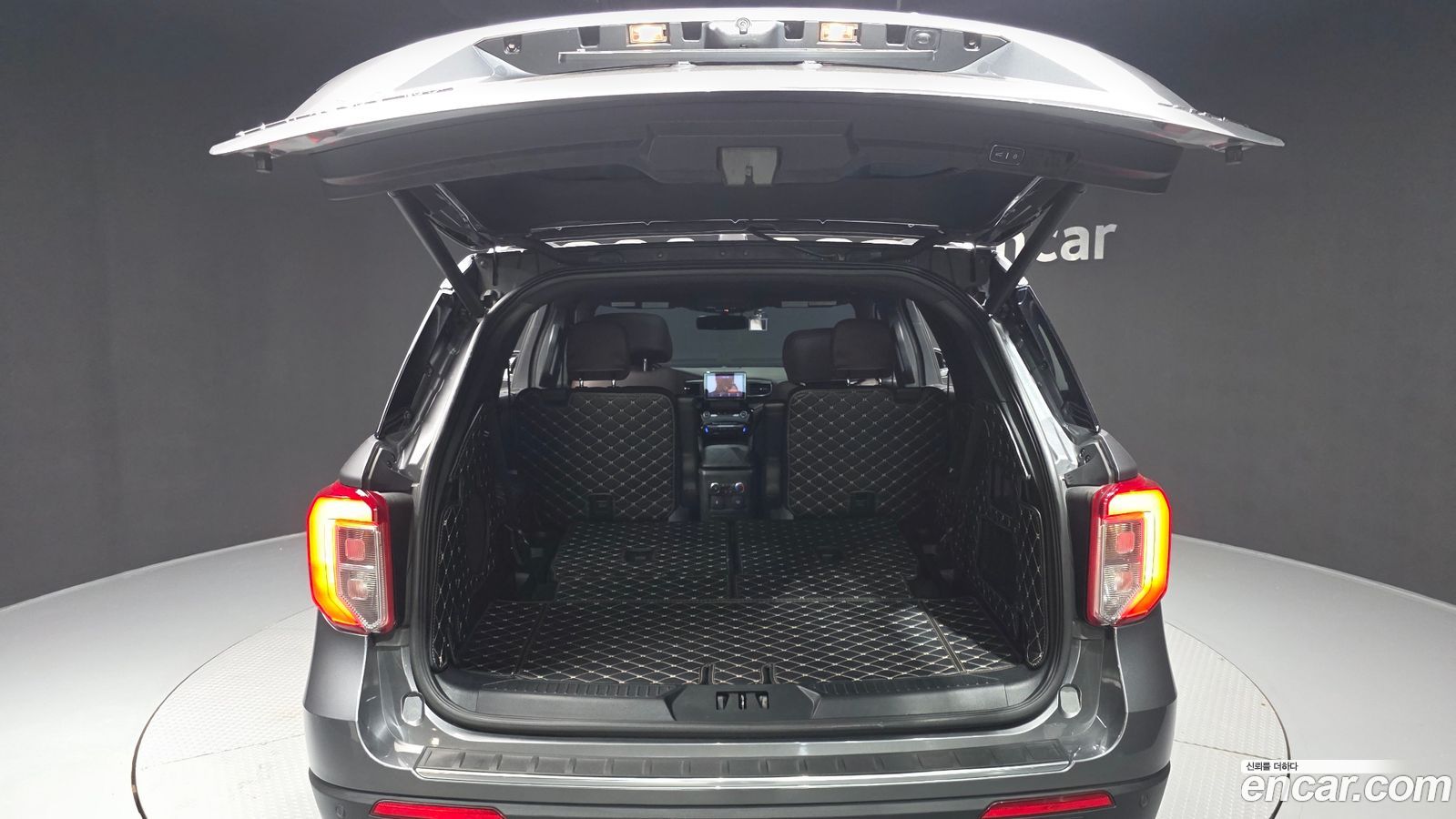 Ford Explorer Mk6