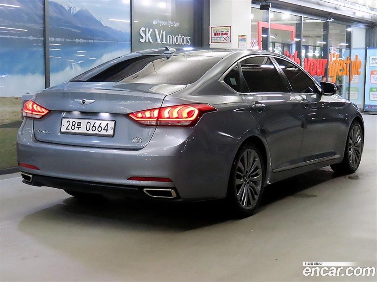 Hyundai Genesis