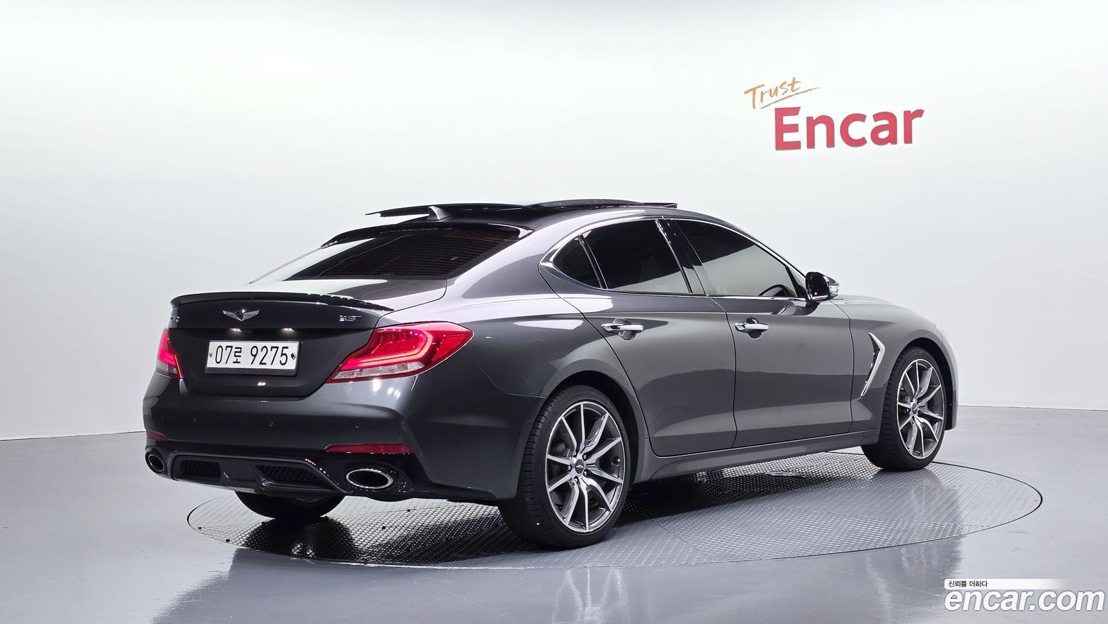 Genesis G70