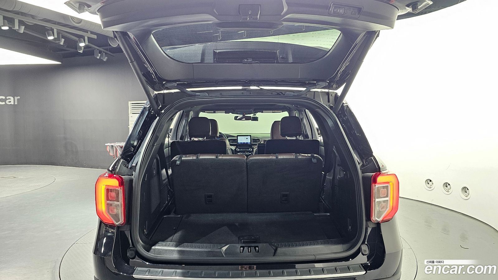 Ford Explorer Mk6