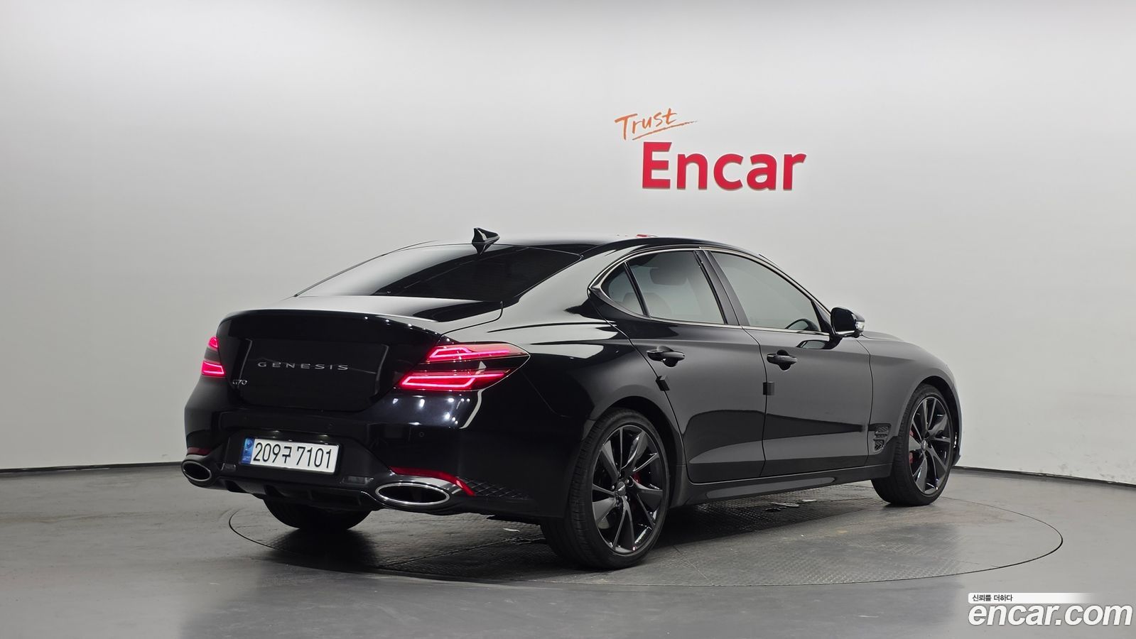 Genesis G70