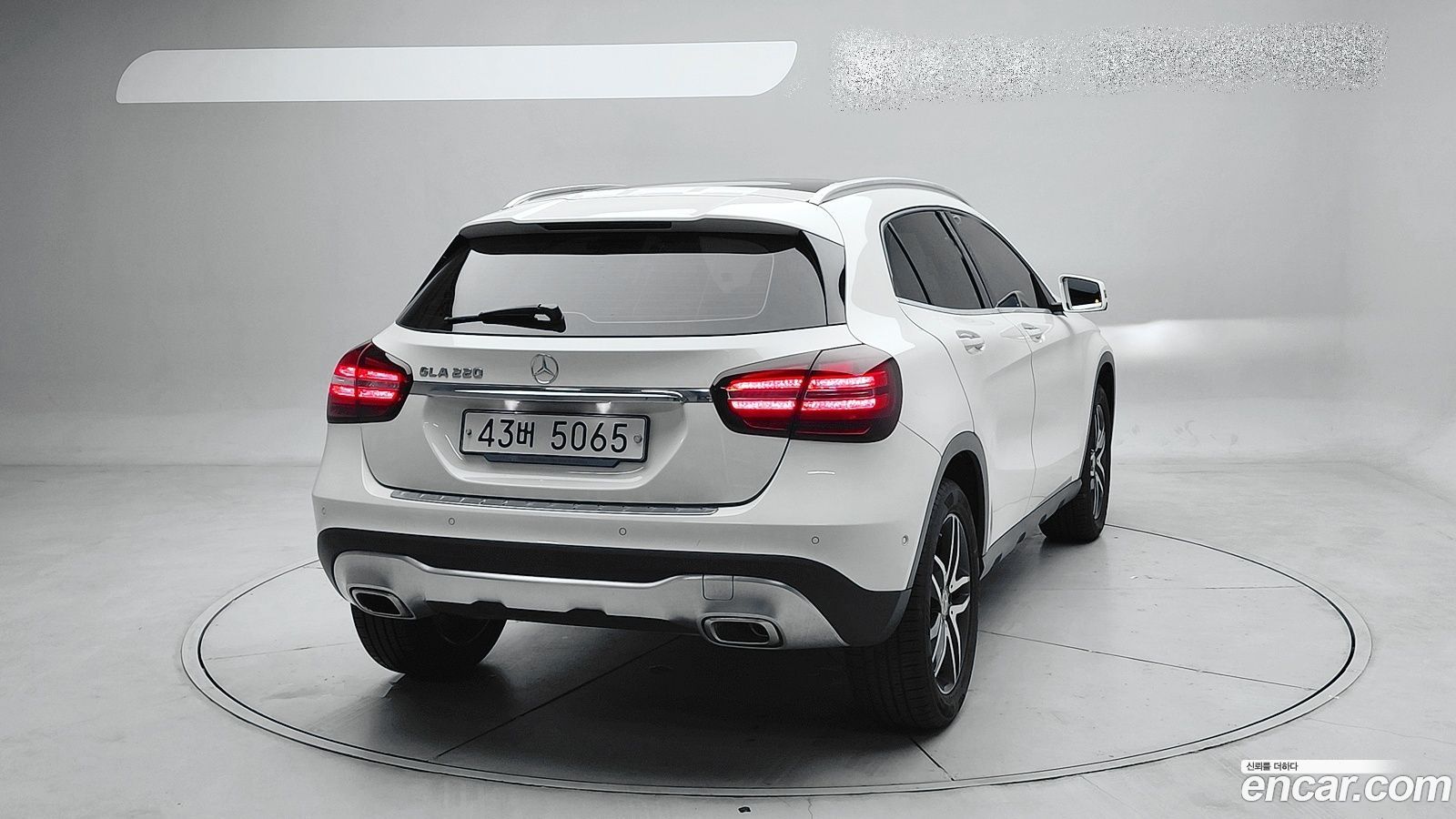 Mercedes-Benz GLA-Class