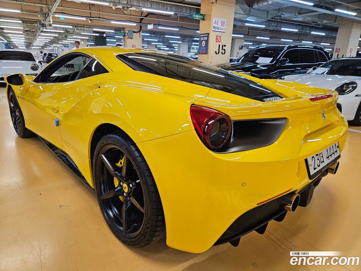 Ferrari 488