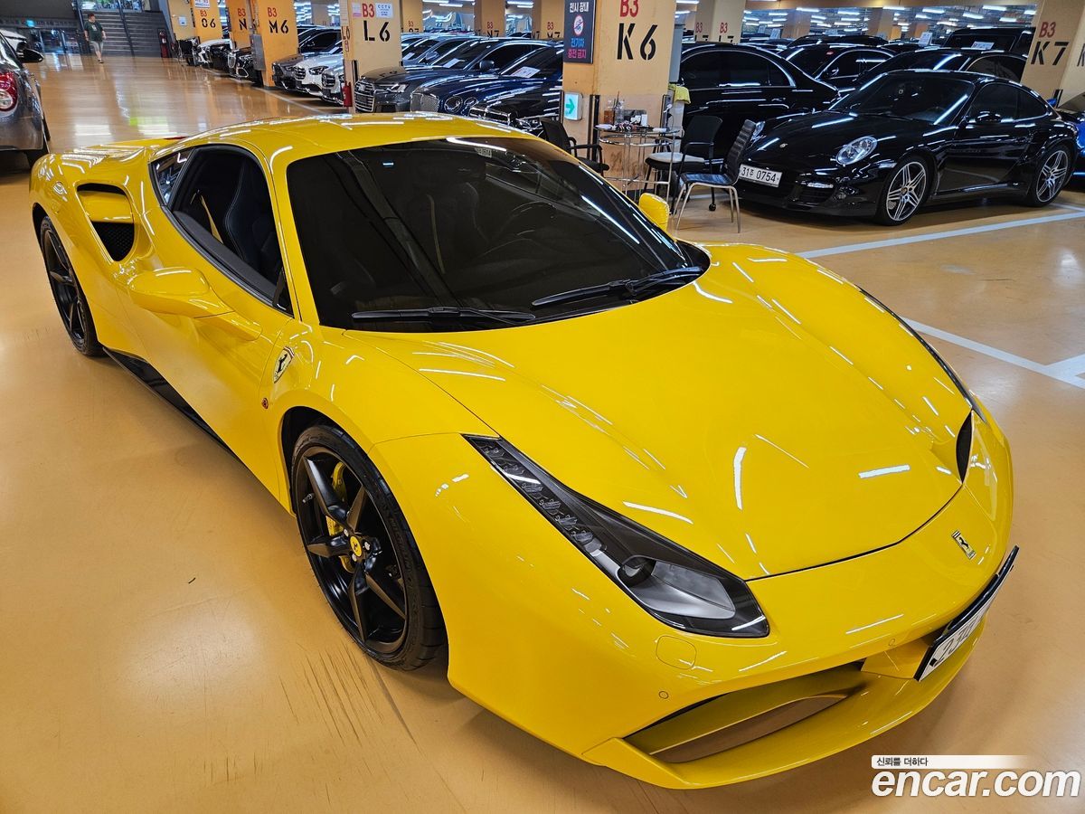 Ferrari 488