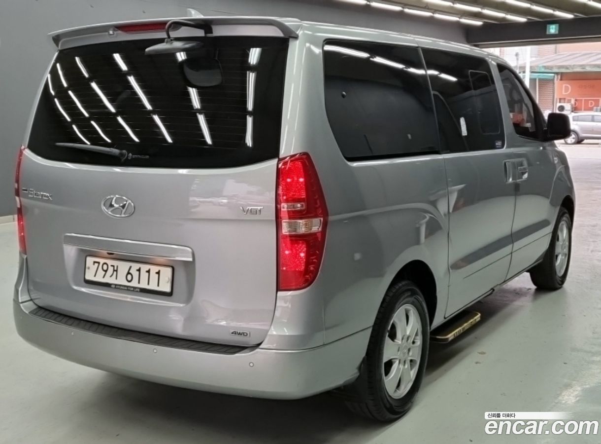 Hyundai Starex