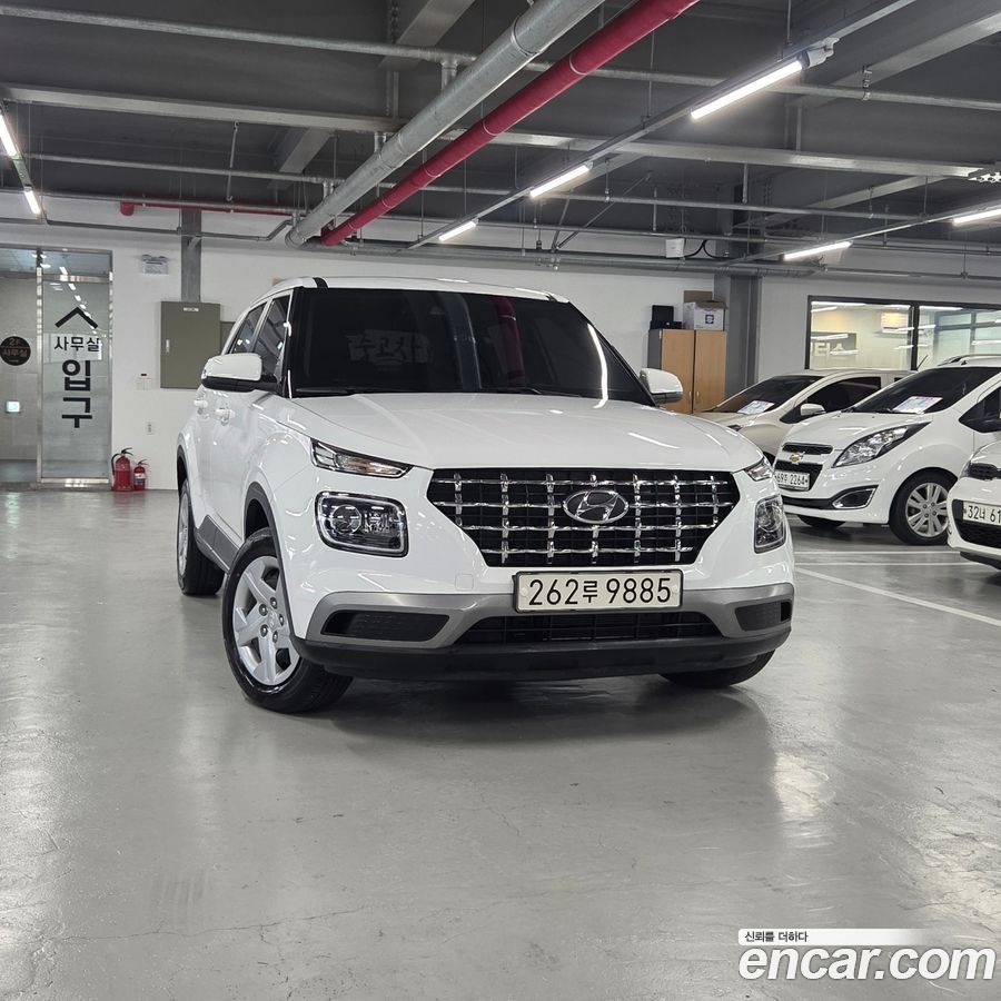 Hyundai Venue