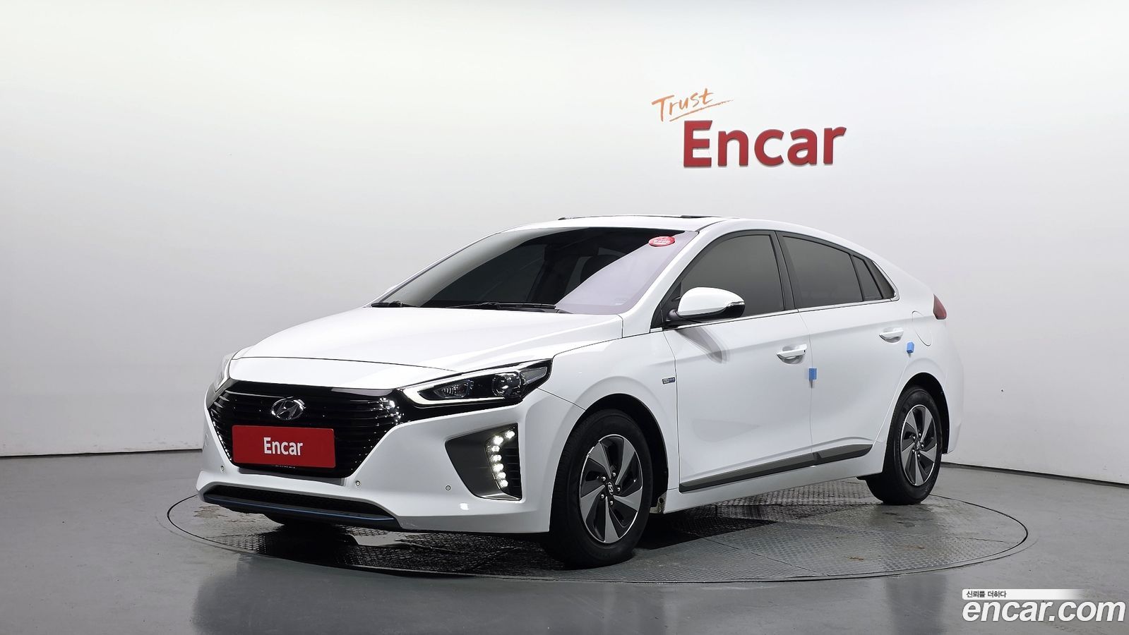 Hyundai Ioniq
