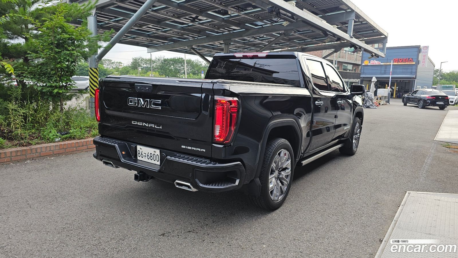 GMC Sierra