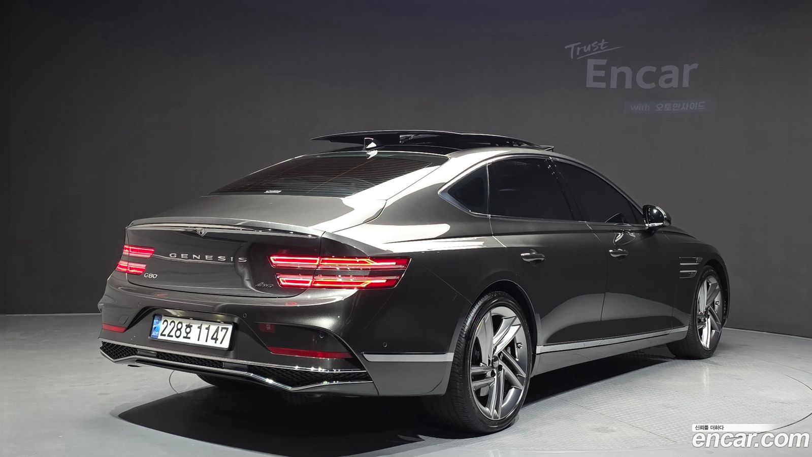 Genesis G80
