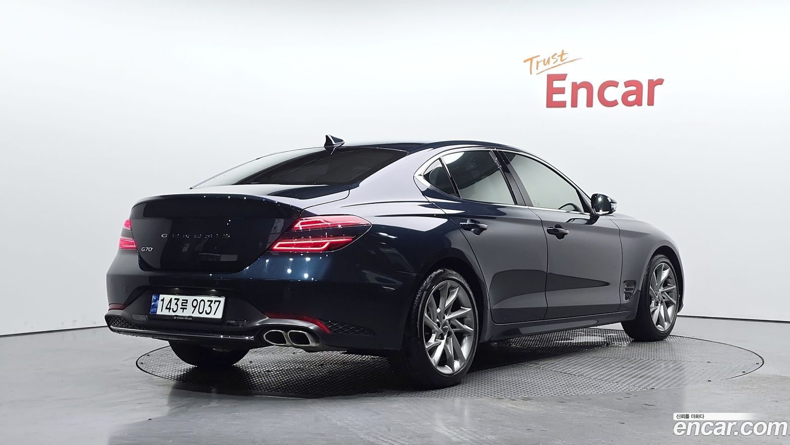 Genesis G70