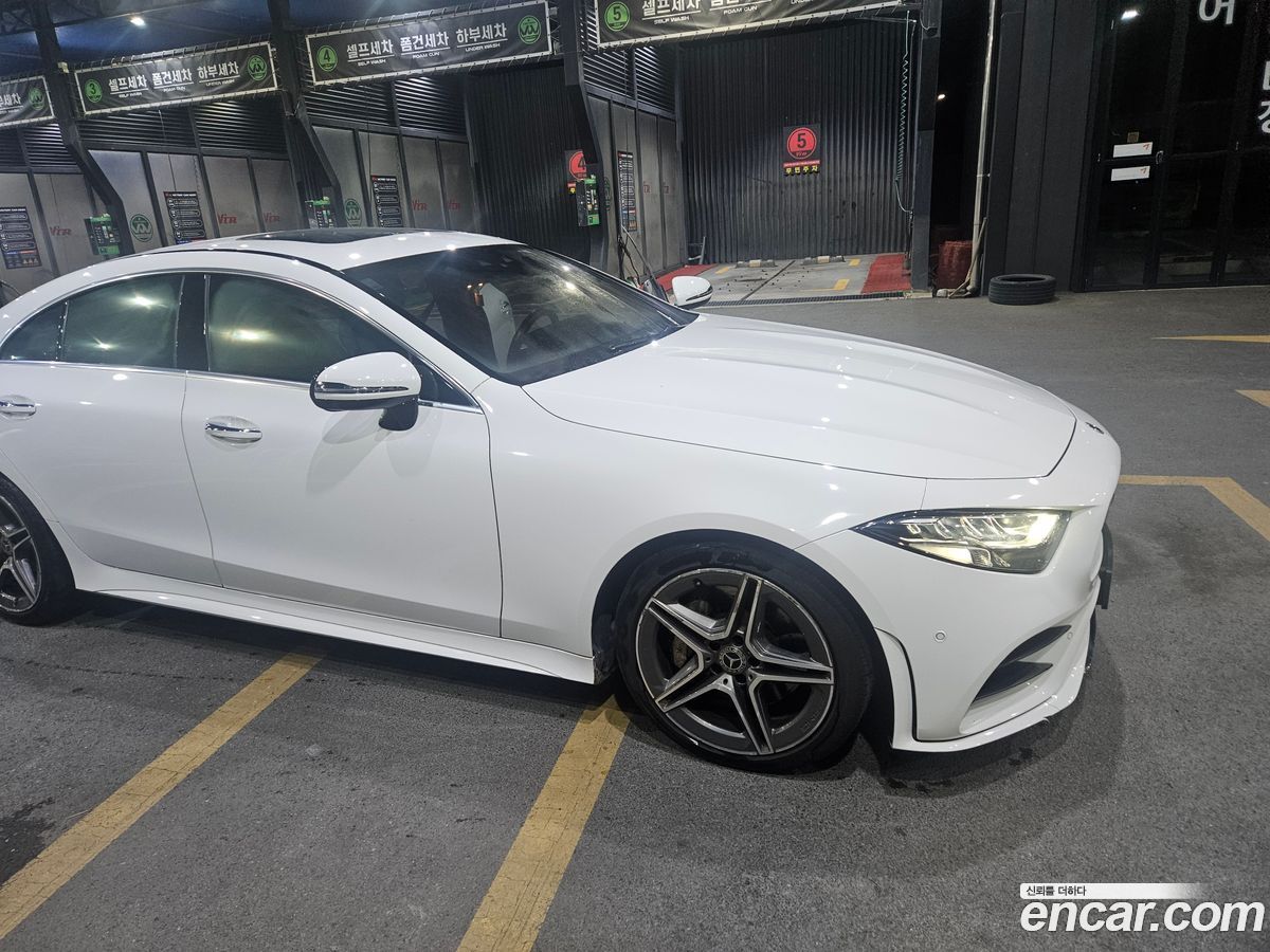 Mercedes-Benz CLS-Class