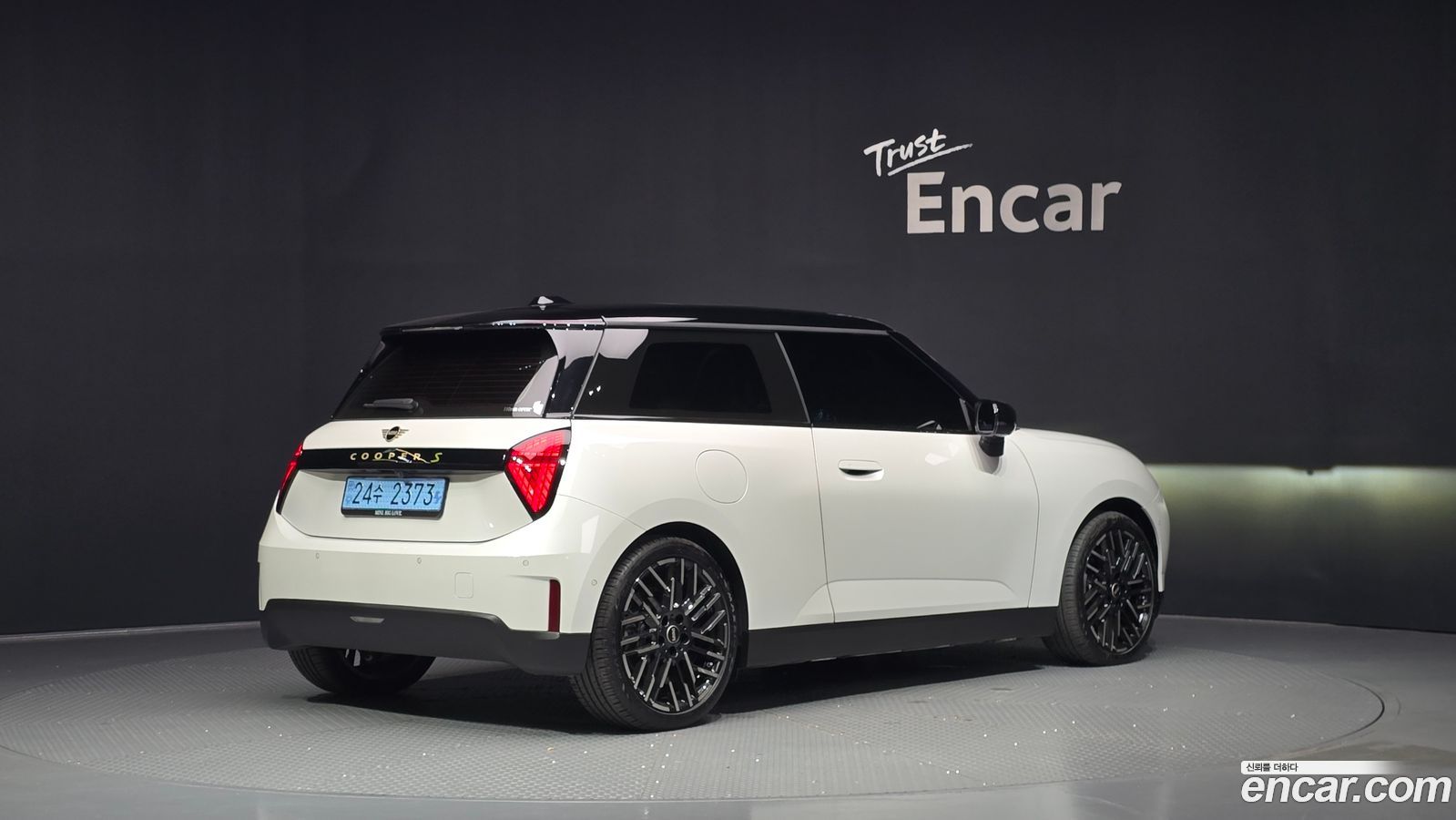 Mini Cooper Mk4