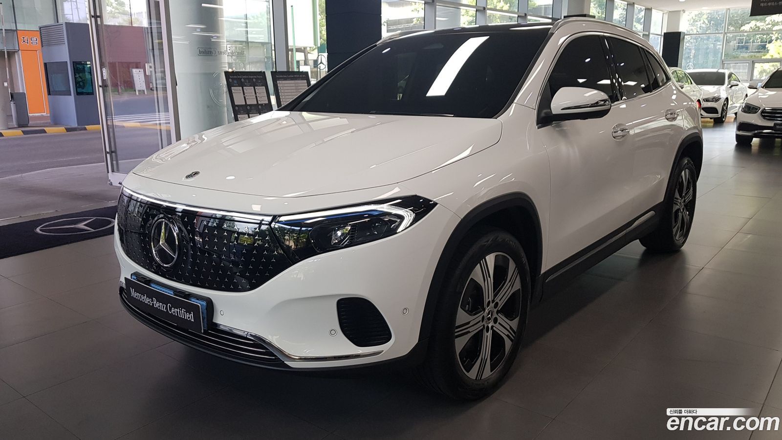 Mercedes-Benz EQA