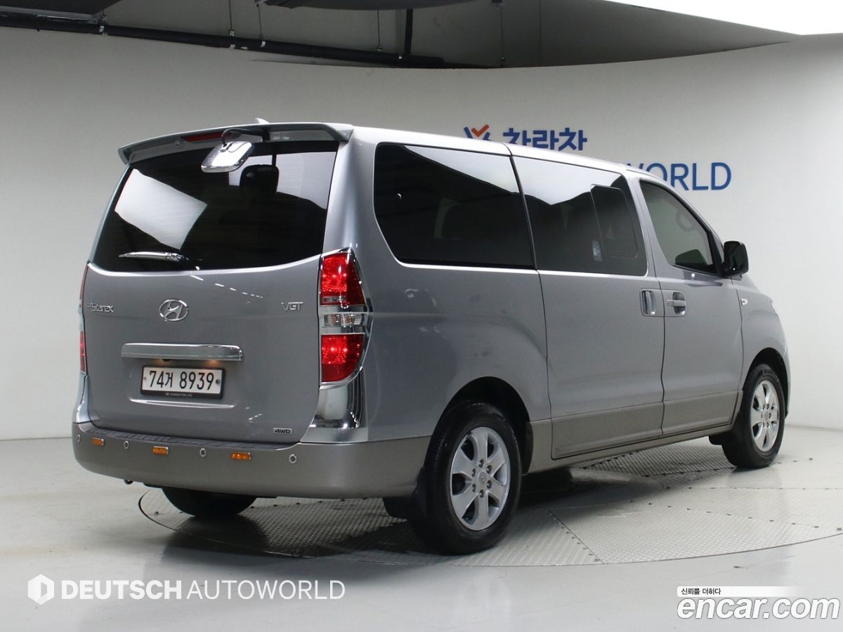 Hyundai Starex