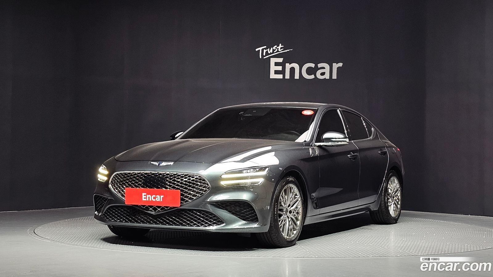 Genesis G70