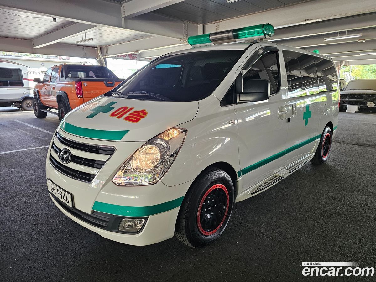 Hyundai Starex