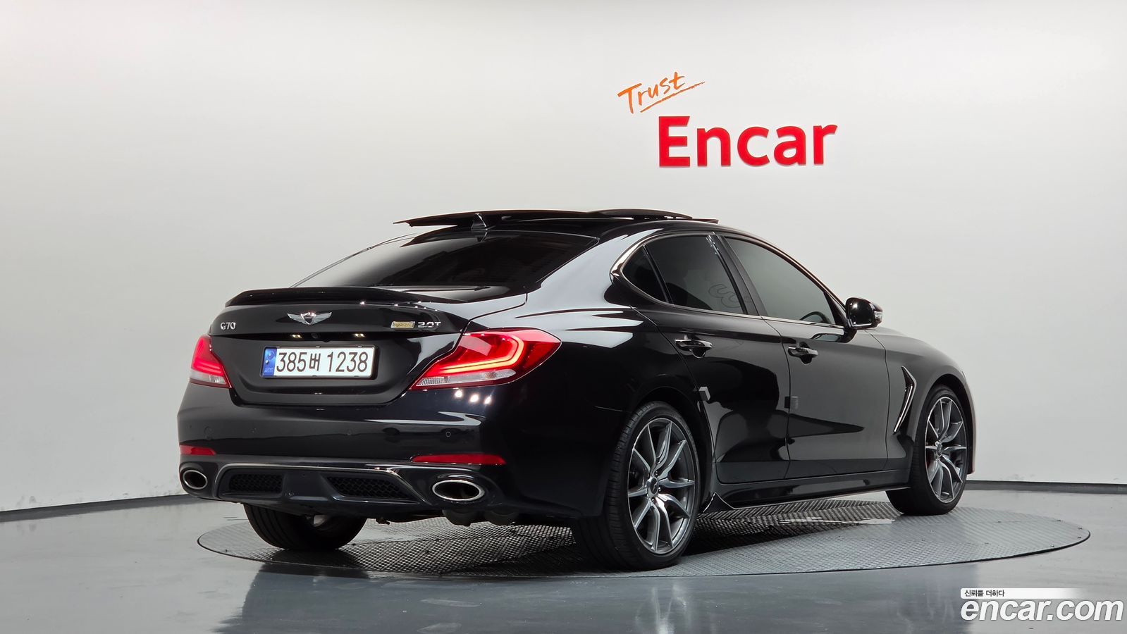 Genesis G70