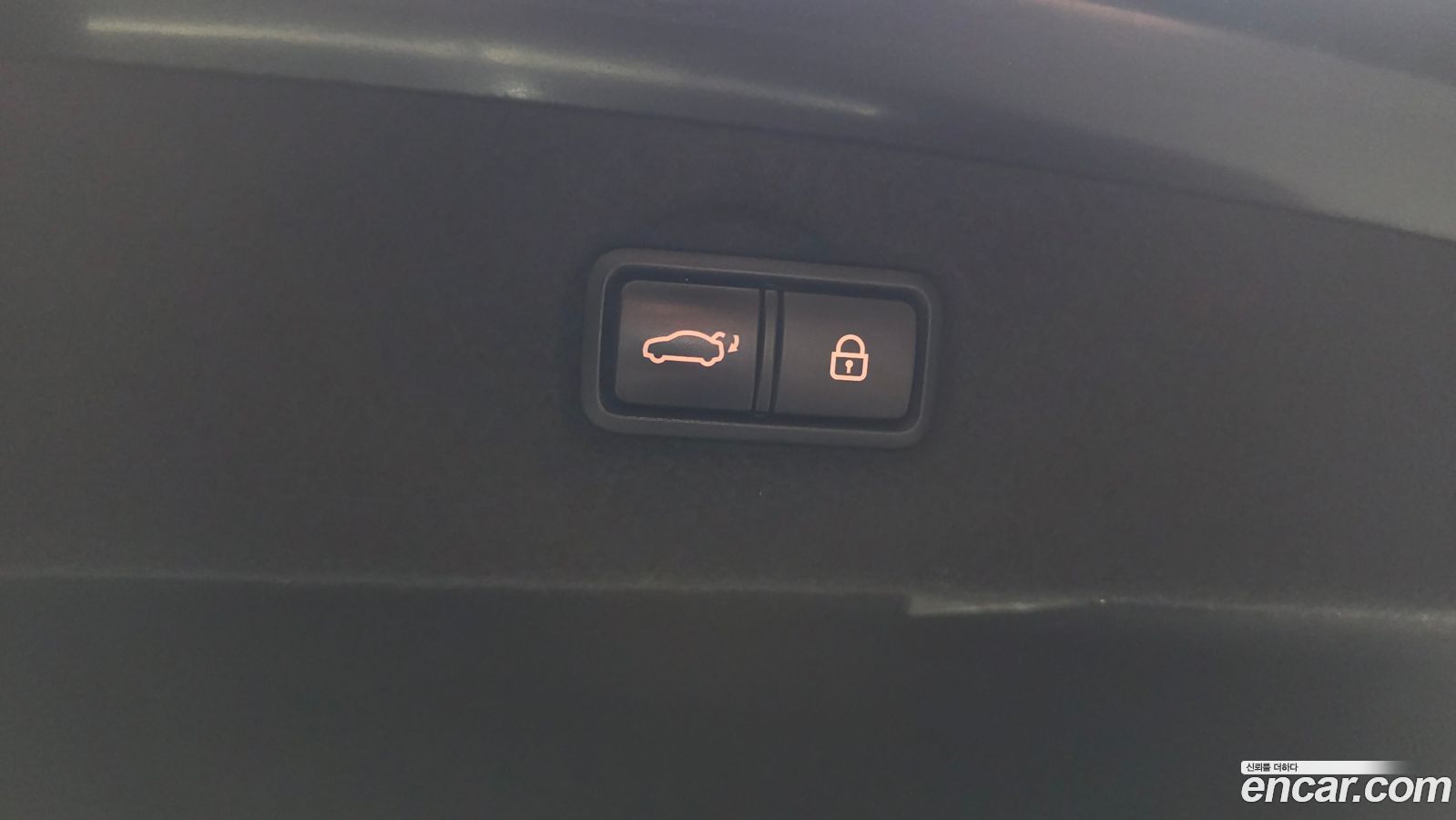 Genesis EQ900