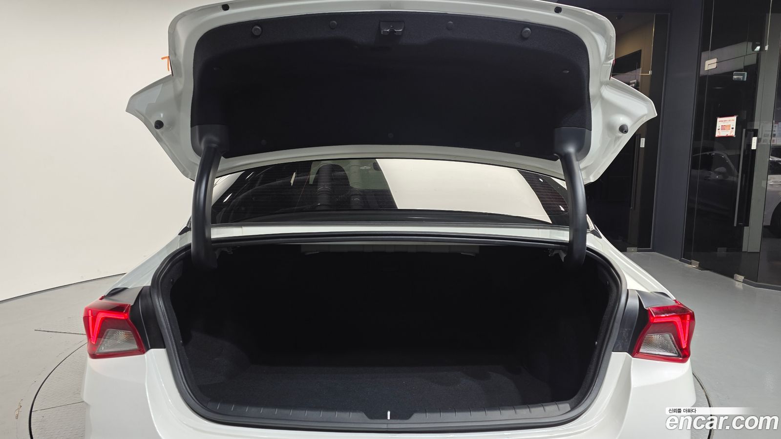 Kia K5 Mk3