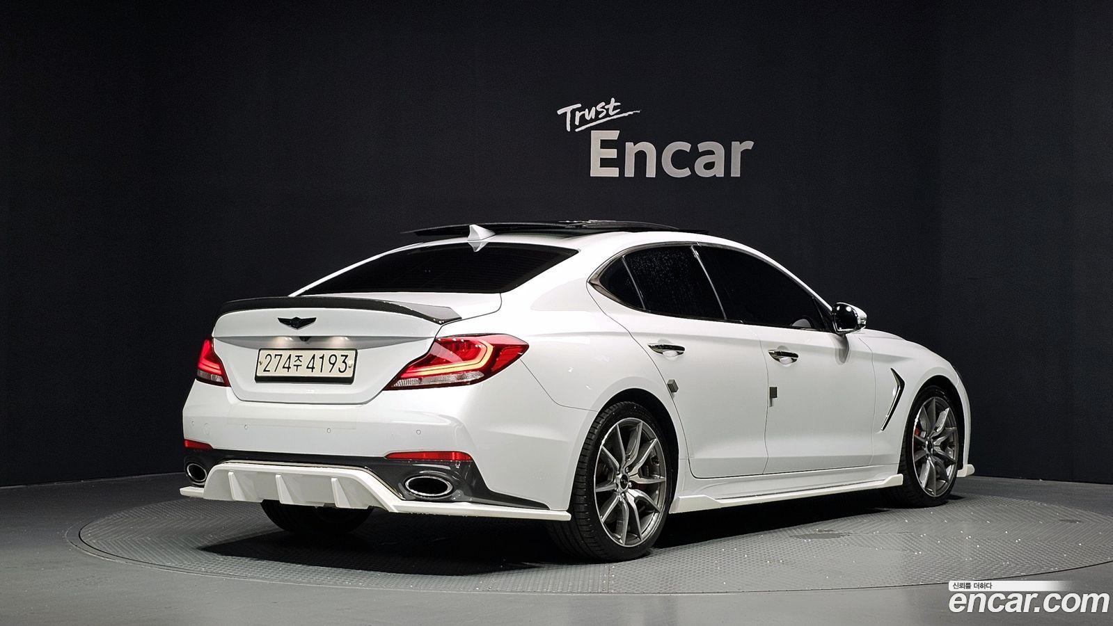 Genesis G70