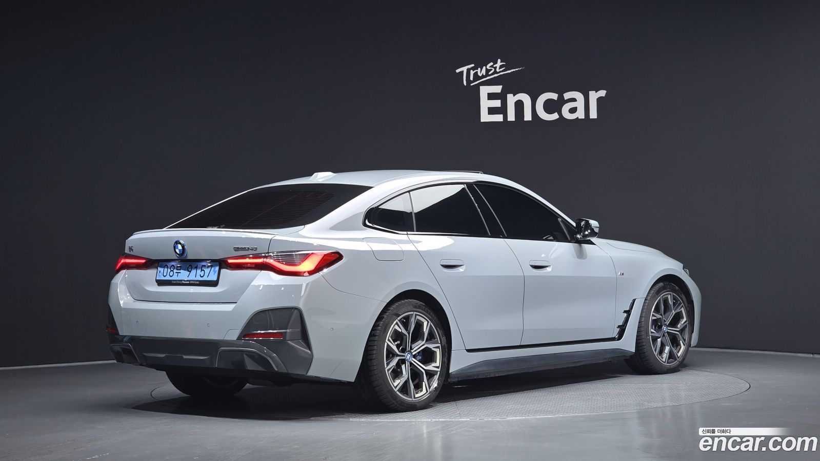 BMW i4