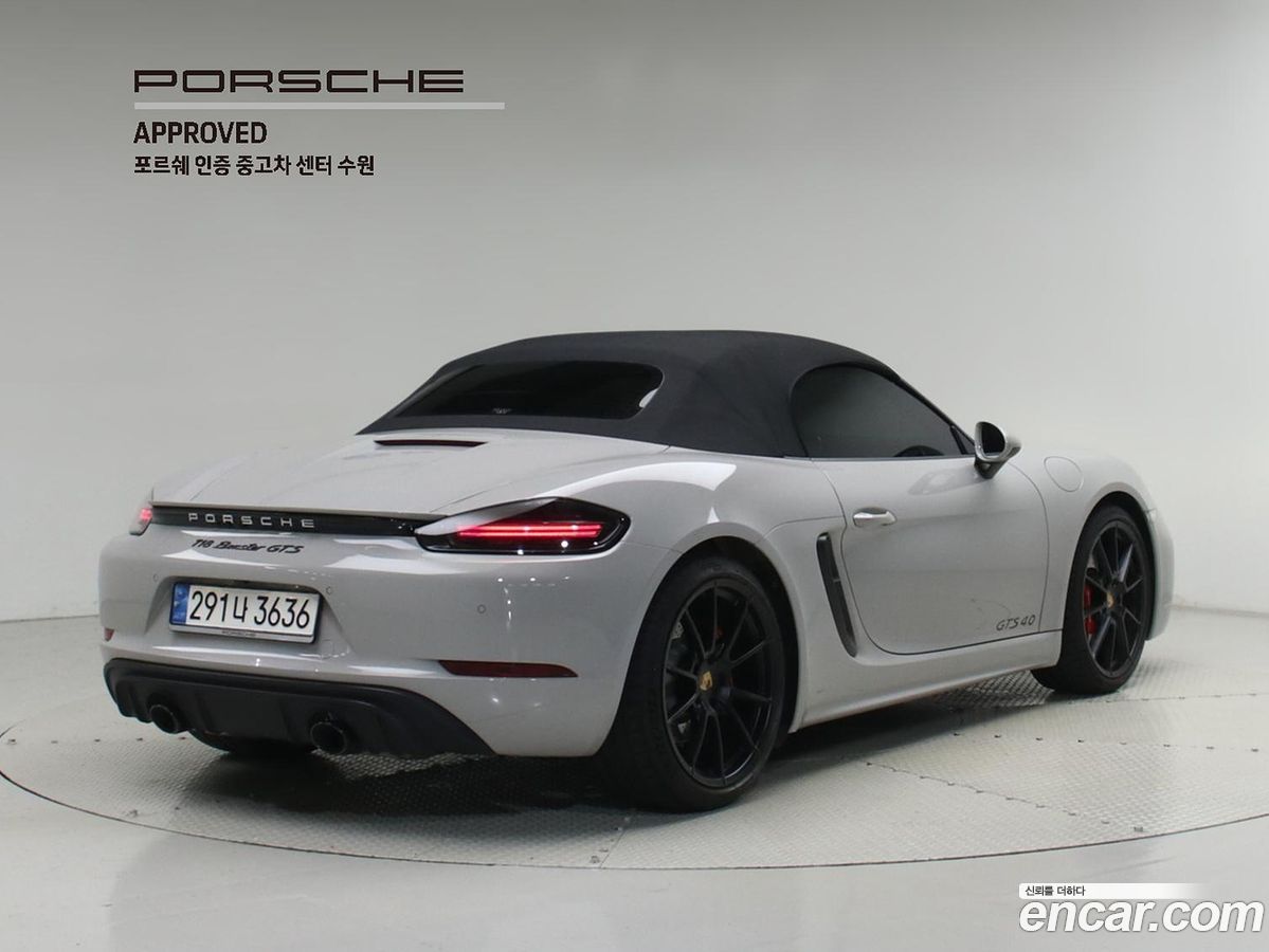 Porsche 718