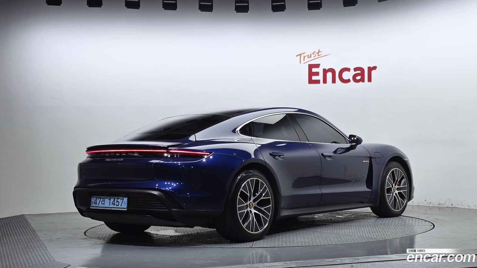Porsche Taycan