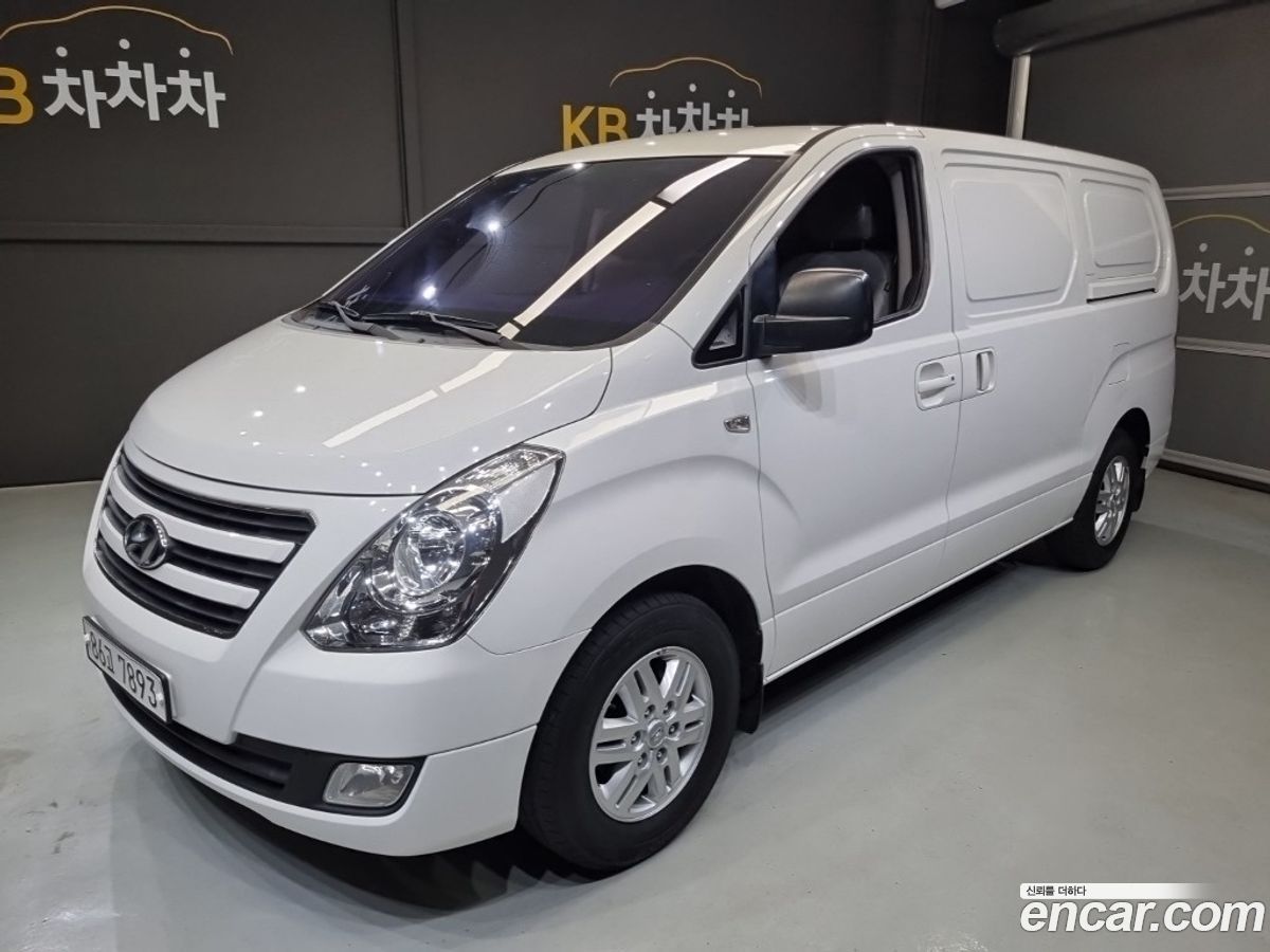 Hyundai Starex