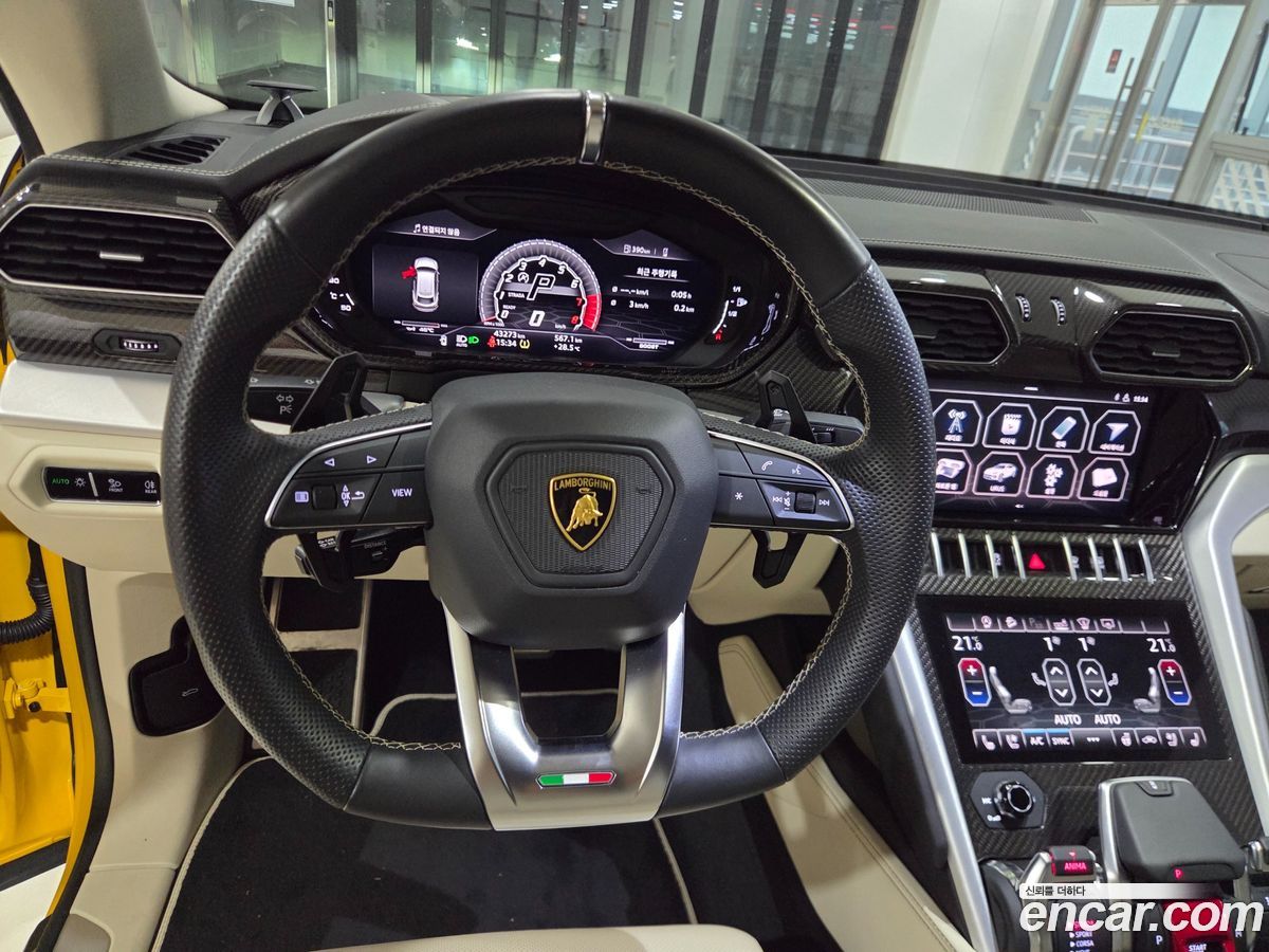 Lamborghini Urus