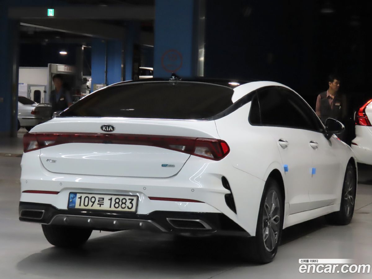 Kia K5 Mk3