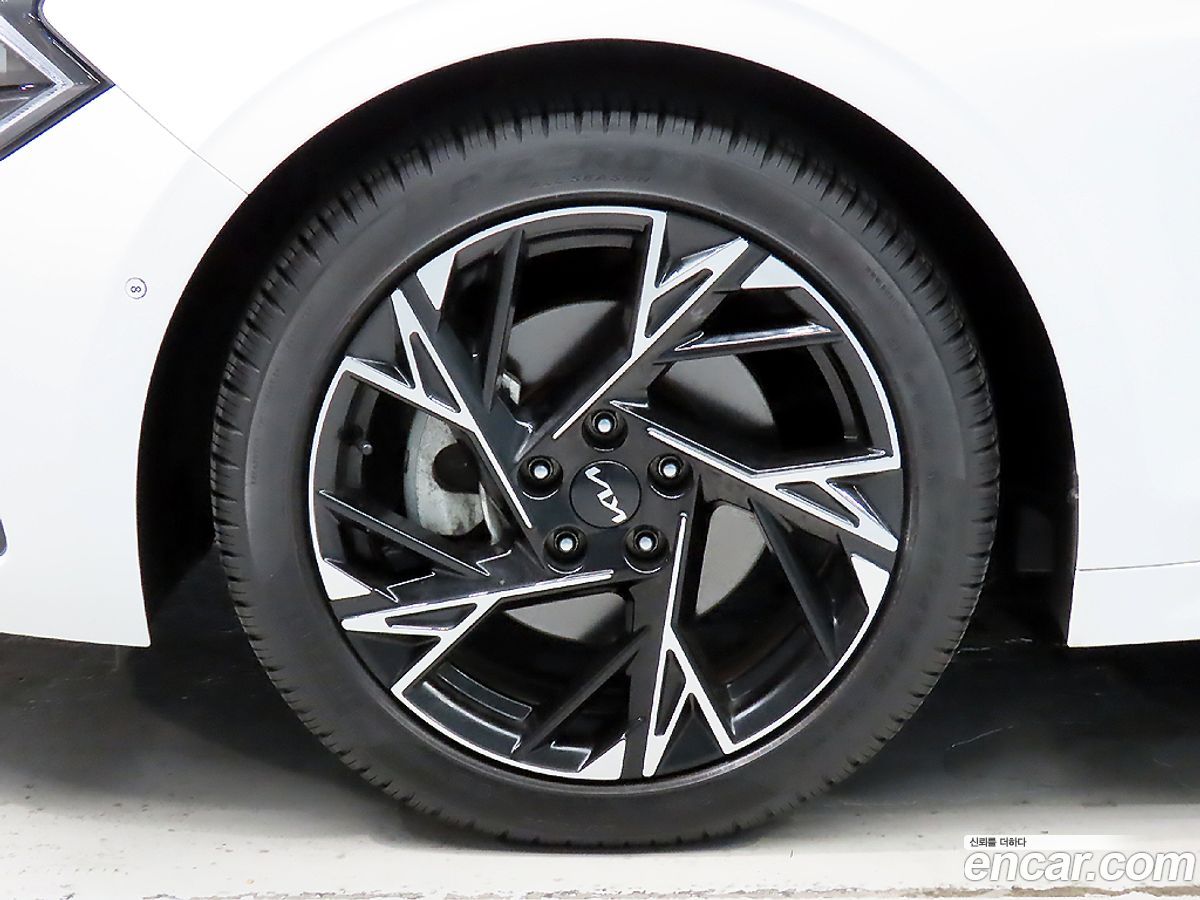 Kia K5 Mk3
