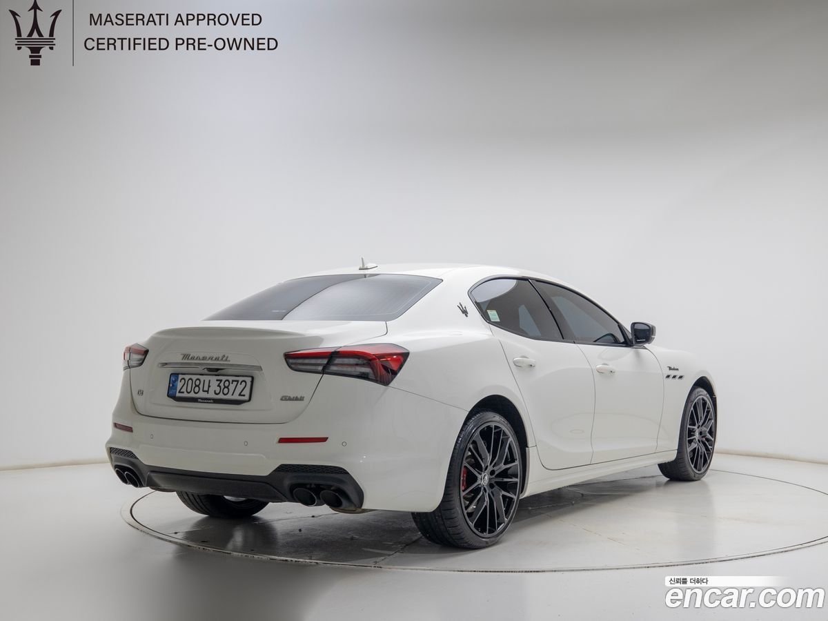 Maserati Ghibli