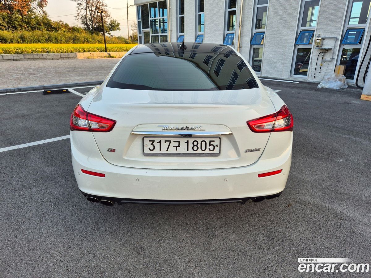 Maserati Ghibli