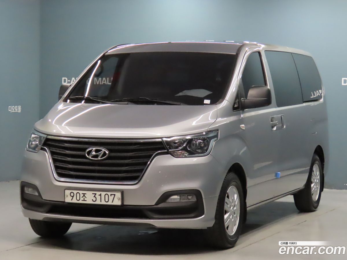Hyundai Starex