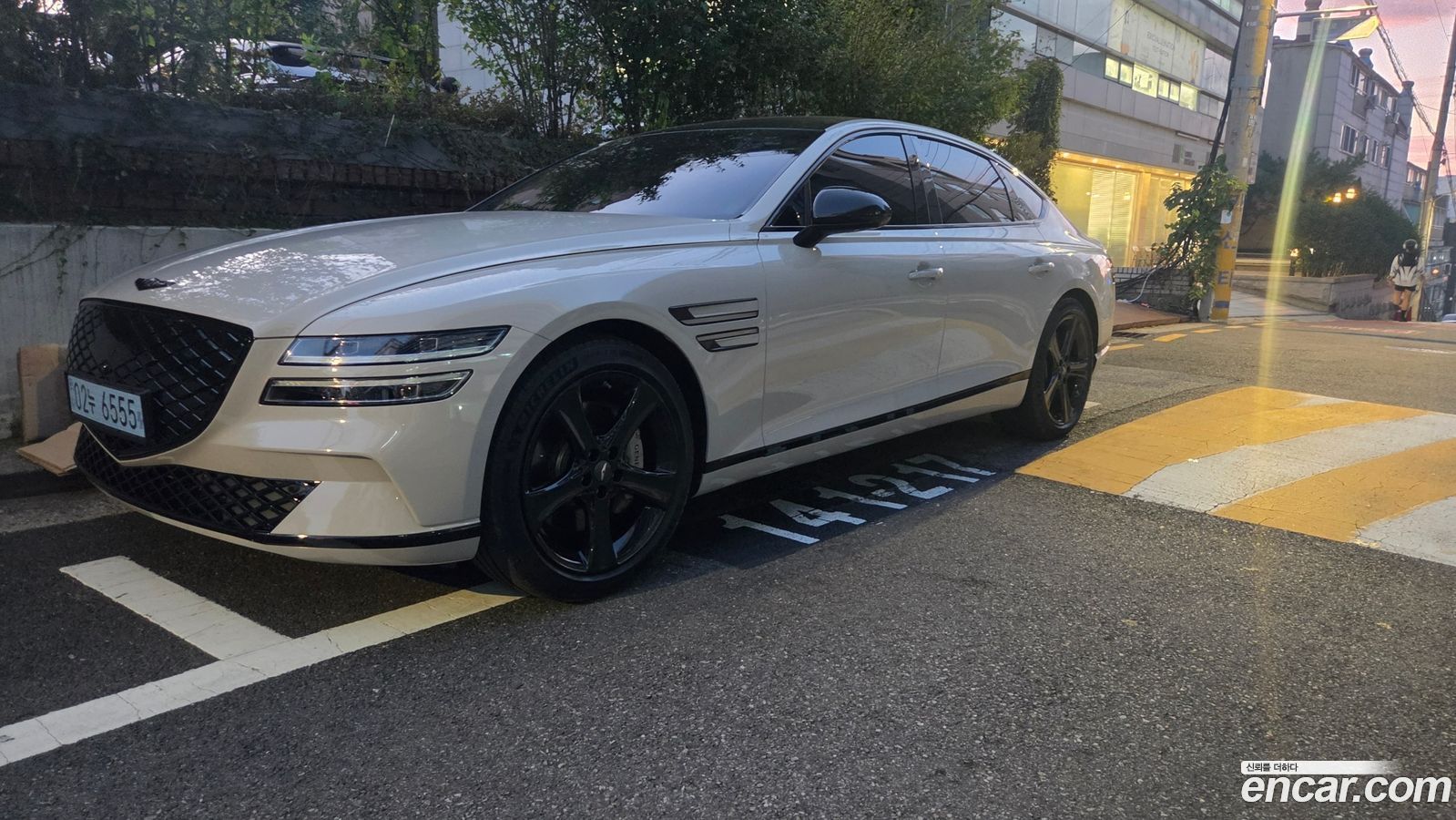 Genesis G80