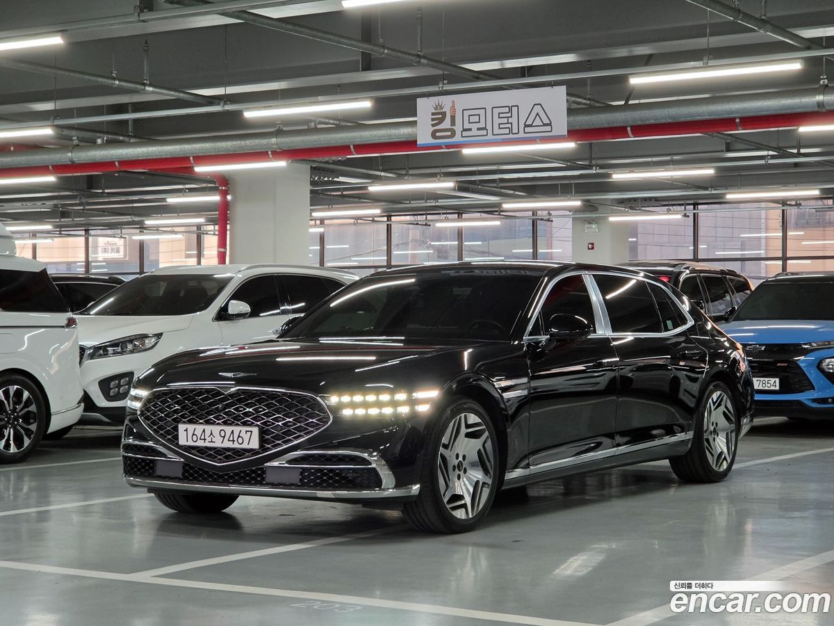 Genesis G90