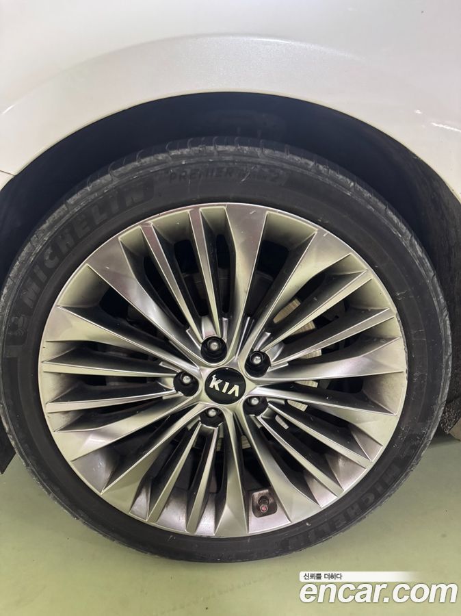 Kia K7