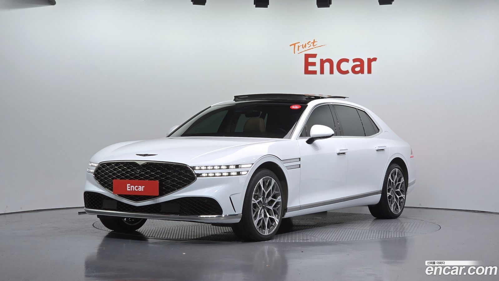 Genesis G90