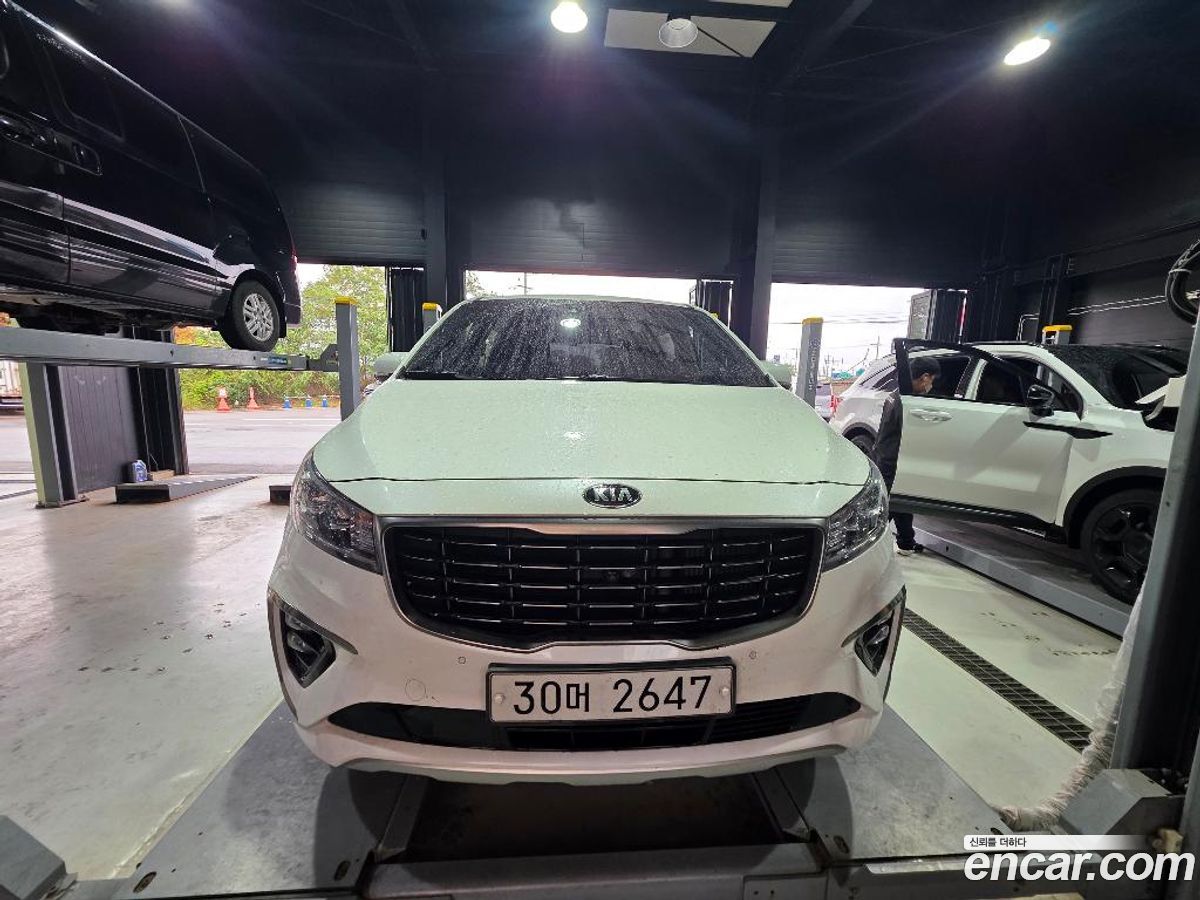 Kia Canival