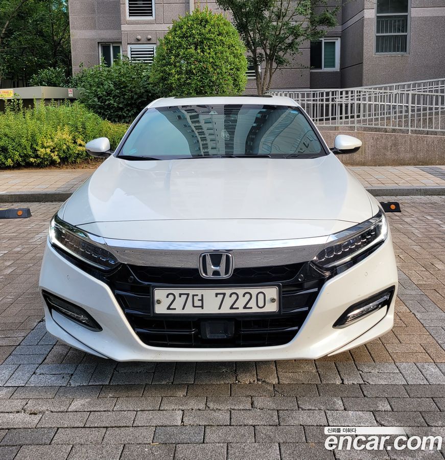 Honda Accord Mk10