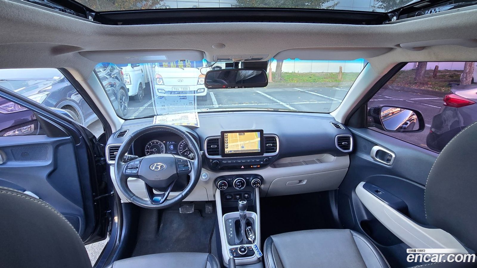 Hyundai Venue