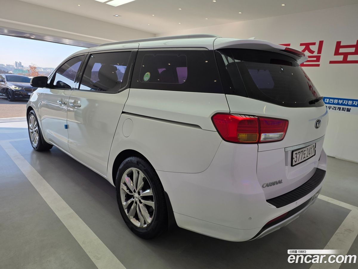 Kia Canival