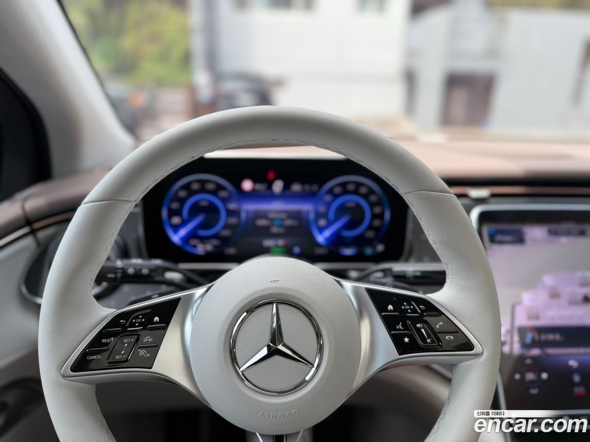 Mercedes-Benz EQE