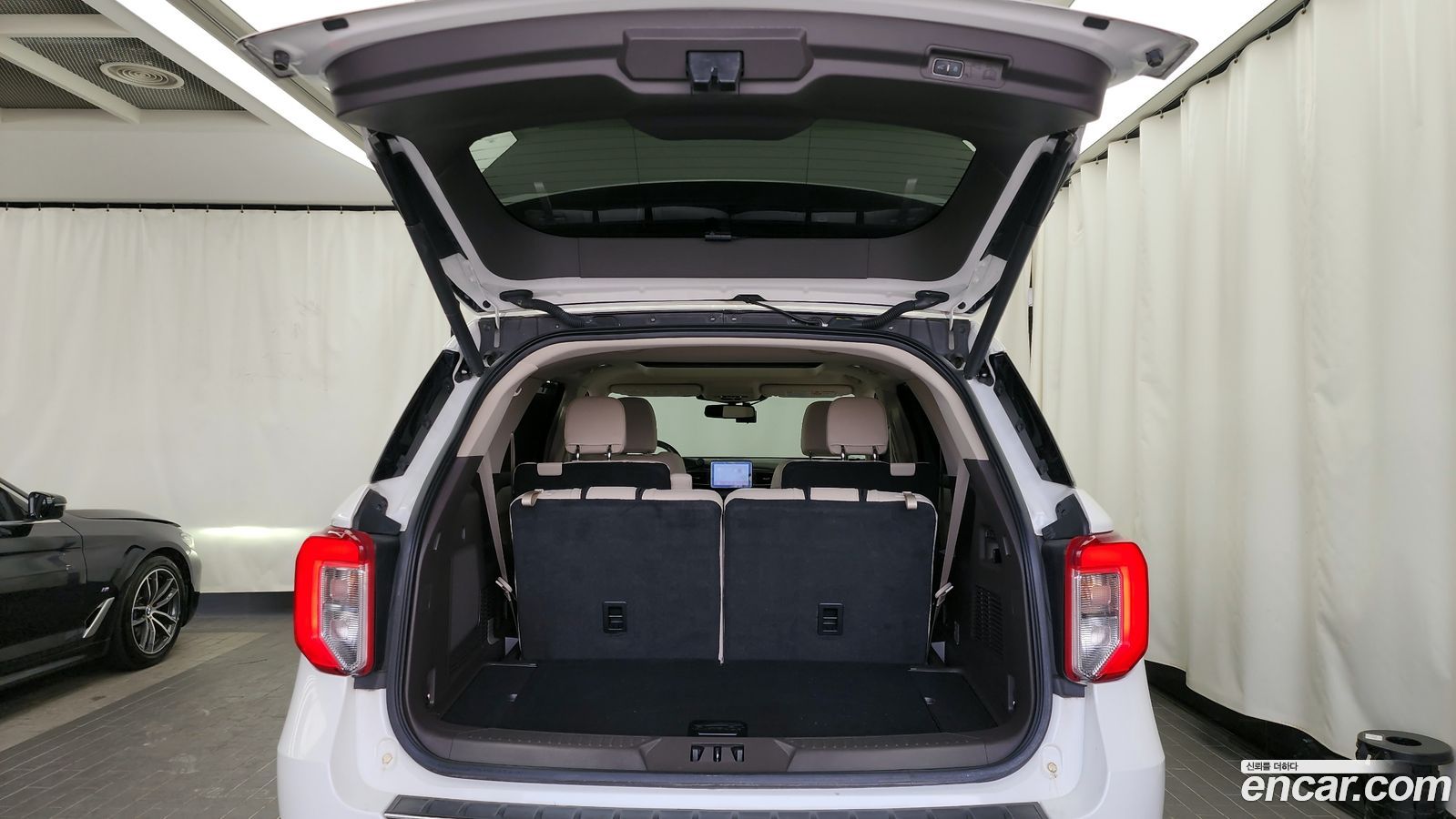 Ford Explorer Mk6