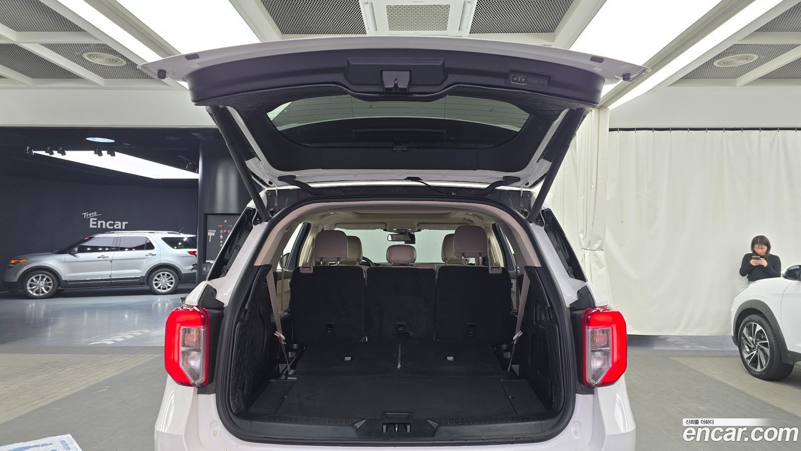 Ford Explorer Mk6