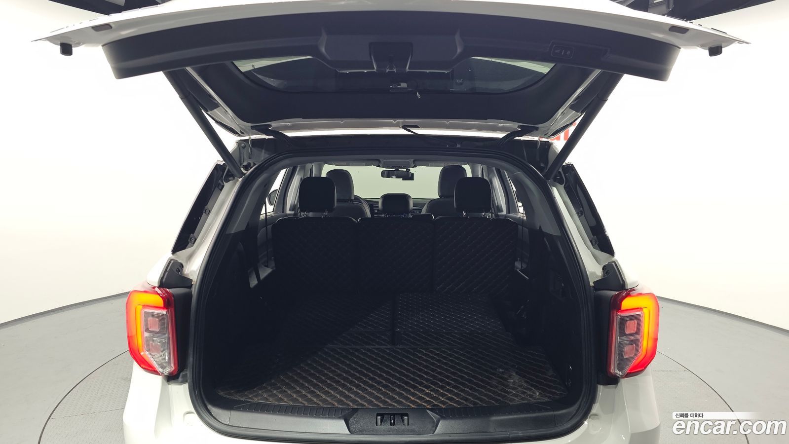 Ford Explorer Mk6