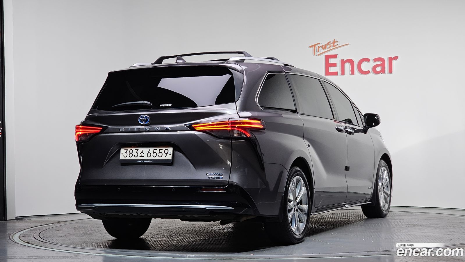 Toyota Sienna Mk4