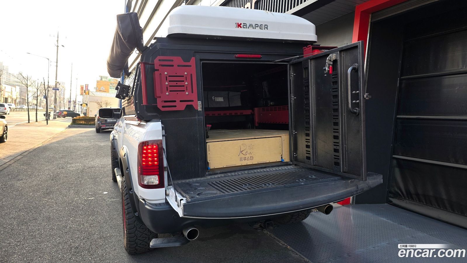 Dodge Ram Pick Up